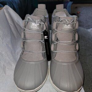 Sorel Women's Out N About III Classic Booties Dove Sea Spirt Size 10